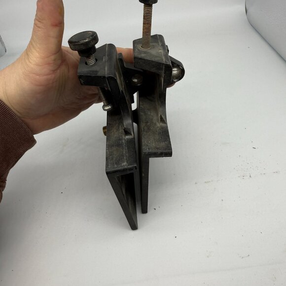 Lot of 2 Spectra Clamp Trim Holder Parts for Spectra‎ Physics #1077 LASERPLANE - Picture 8 of 8